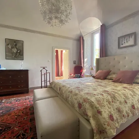 Les Dames De Florent 4*