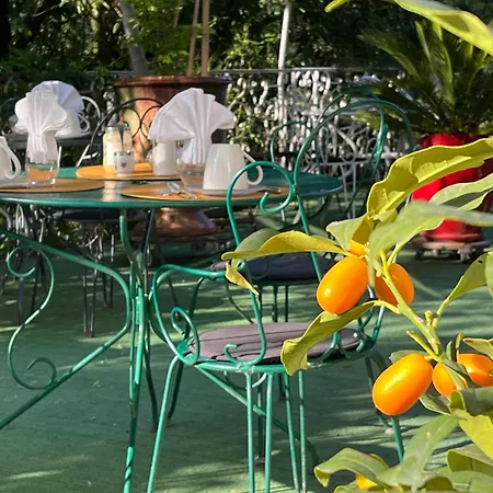 Les Dames De Florent